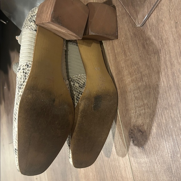 Oasis Society snakeskin boots size 8.5 - Picture 2 of 5